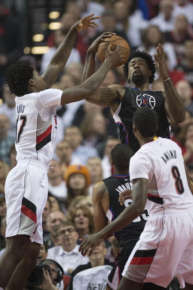 经纪人：米内罗竞技未与胡尔克就续约进行接触（经纪人称米内罗竞技尚未与胡尔克展开续约谈判）