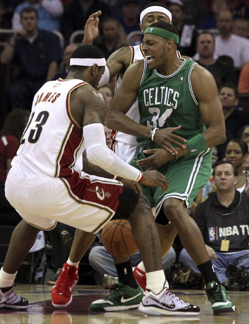 中国香港队无缘亚洲杯正赛，安永佳：心碎，痛到骨子里的遗憾（中国香港队无缘亚洲杯正赛，安永佳：心碎，这是痛入骨髓的遗憾）