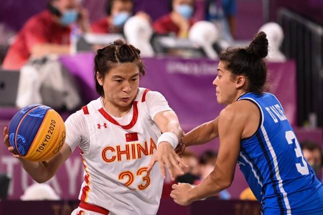 莫雷托：米兰可能会尝试将莱奥的合同再延长两到三年（莫雷托：米兰或将推动与莱奥续约2至3年）