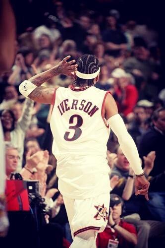 莱比锡3-1斯图加特，罗慕洛、迪奥曼德破门，努贝尔超级失误（莱比锡3-1击退斯图加特：罗慕洛、迪奥曼德建功，努贝尔送大礼）