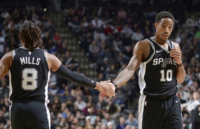 齐沃：要振作和学习，足球和生活总会有转机；伤员周日难复出（齐沃：振作学习，足球与人生终会迎来转机；伤员周日恐难复出）