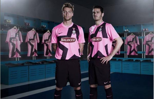 世界青年赛新秀层出不穷（世界青年赛新星频现）