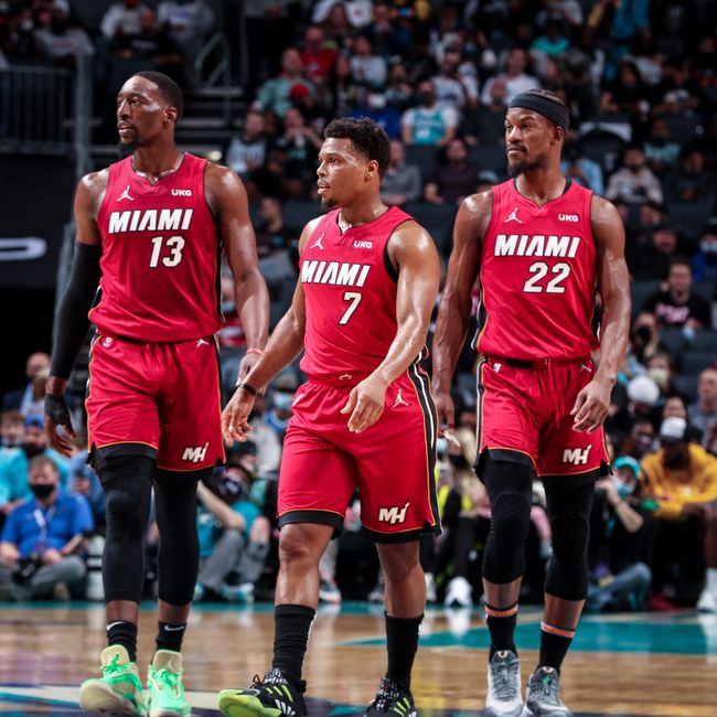 萨哈：麦克托米奈可以在皇马和巴萨踢球，甚至拜仁慕尼黑（萨哈：麦克托米奈足以效力皇马、巴萨，乃至拜仁慕尼黑）