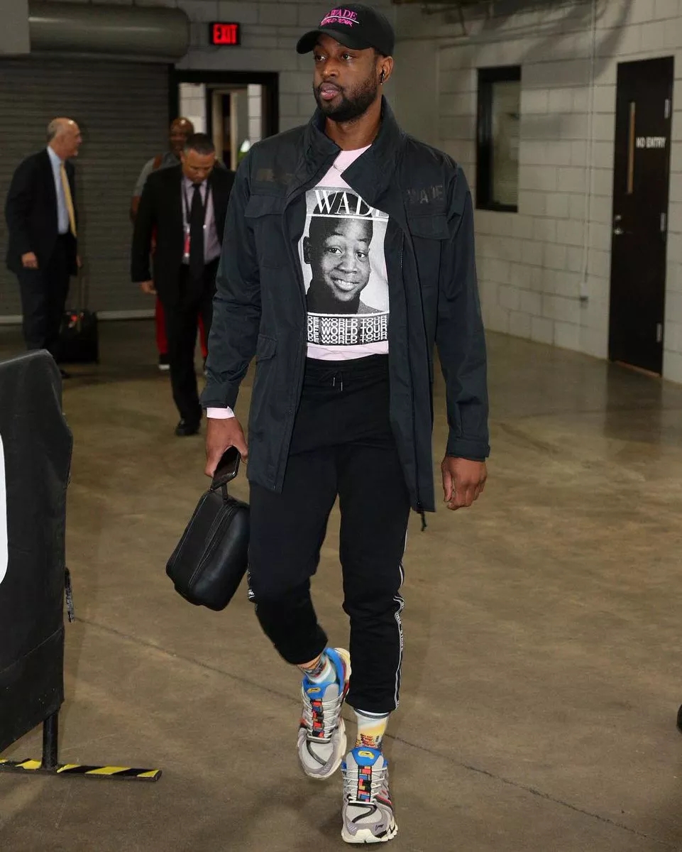 美因茨后卫科尔德甲生涯第9次染红，成德甲历史染红最多球员（美因茨后卫科尔生涯第9张德甲红牌，登上德甲历史红牌榜首）