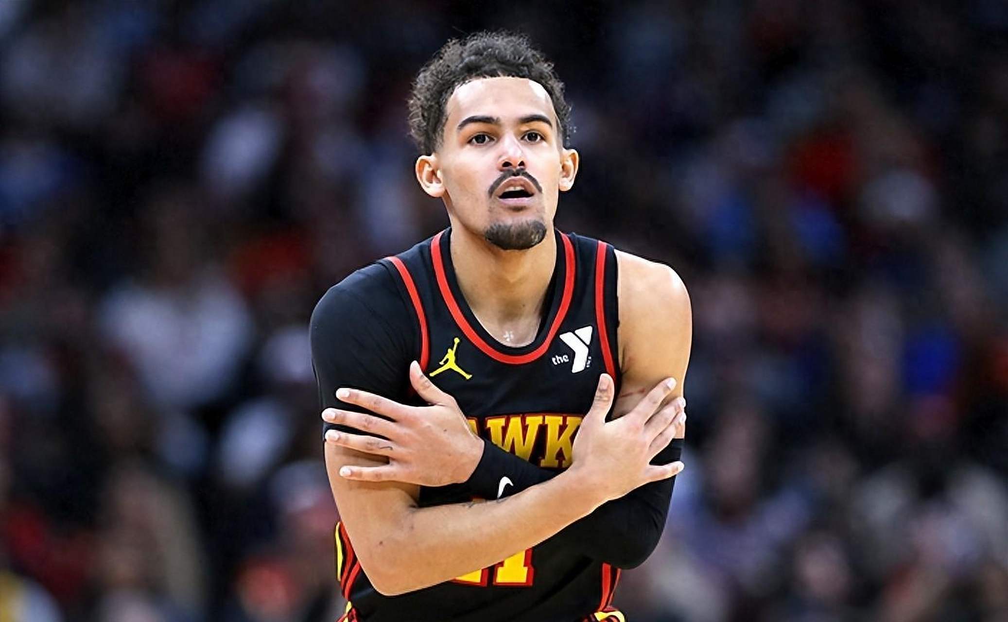 神之一脚！德甲保级队惊现蝎子摆尾式神仙球，现场视角，太丝滑了（逆天一脚！德甲保级队上演蝎子摆尾神球，现场视角行云流水）