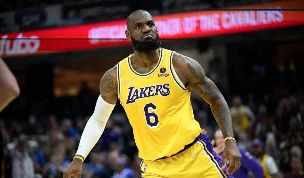 切马：比起布斯克茨，我觉得自己更像罗德里（切马自评：风格更接近罗德里而非布斯克茨）