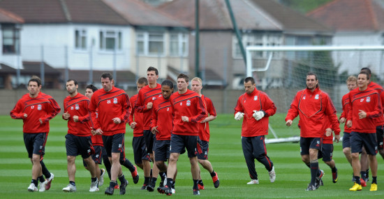 多特年轻前锋一战成名（多特新星前锋一战打响名号）